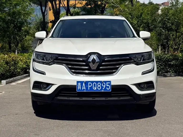 Renault Koleos 2.5 L 4 WD Distinguished