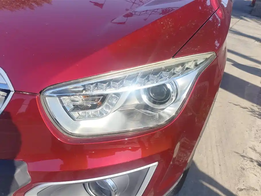 Besturn X80 2.0 L Auto Luxury