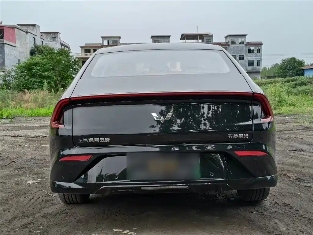 Wuling Starlight 70 km Intelligent Standard