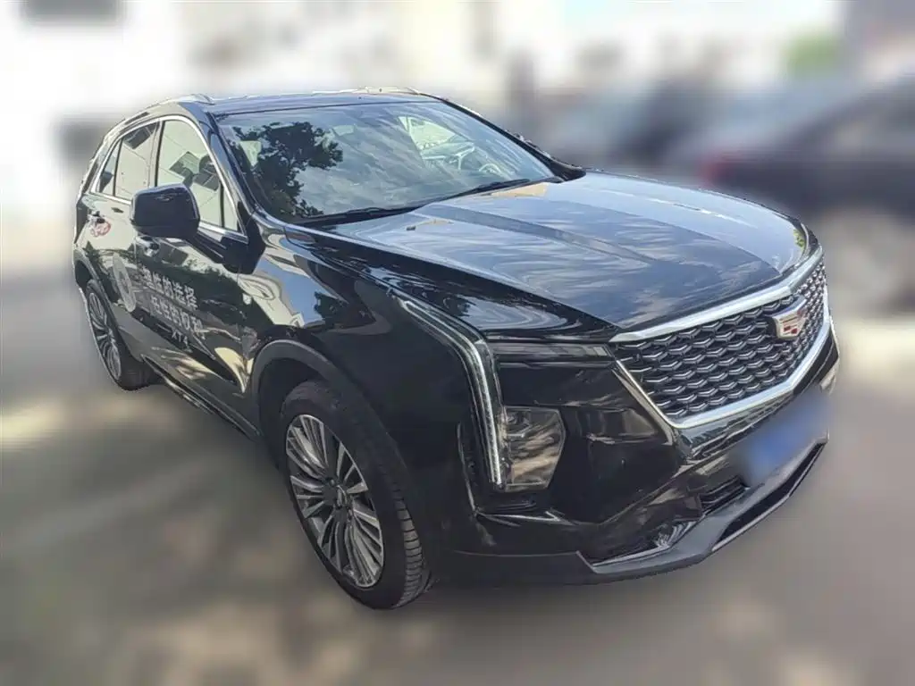 Cadillac XT4 凯迪拉克XT4 2024款 改款 28 T 两驱尊贵型