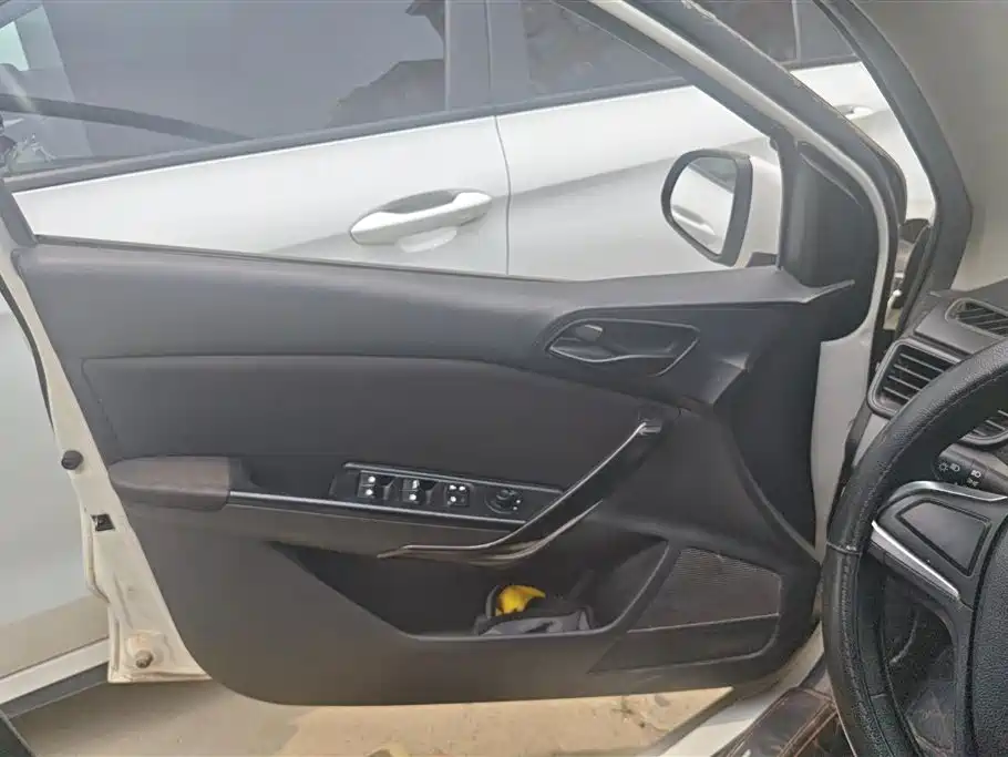 Baojun 310 1.2 L Manual Comfort