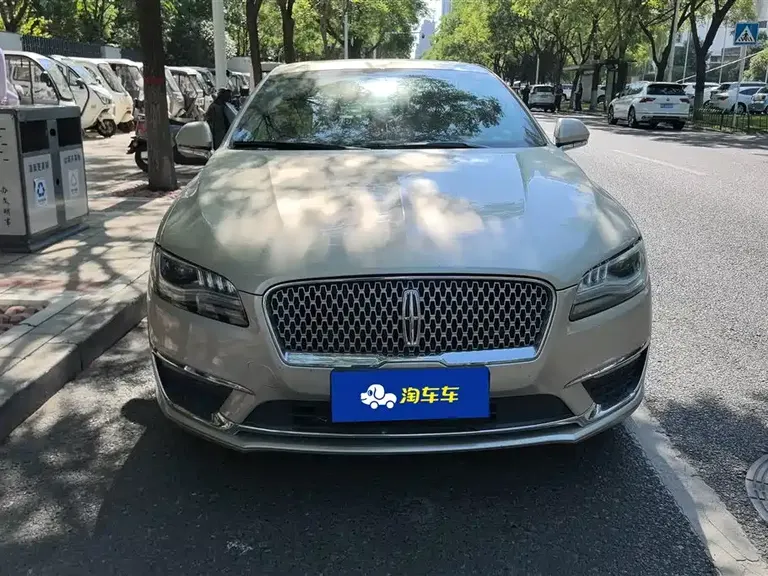 Lincoln MKZ 2.0 T Premium