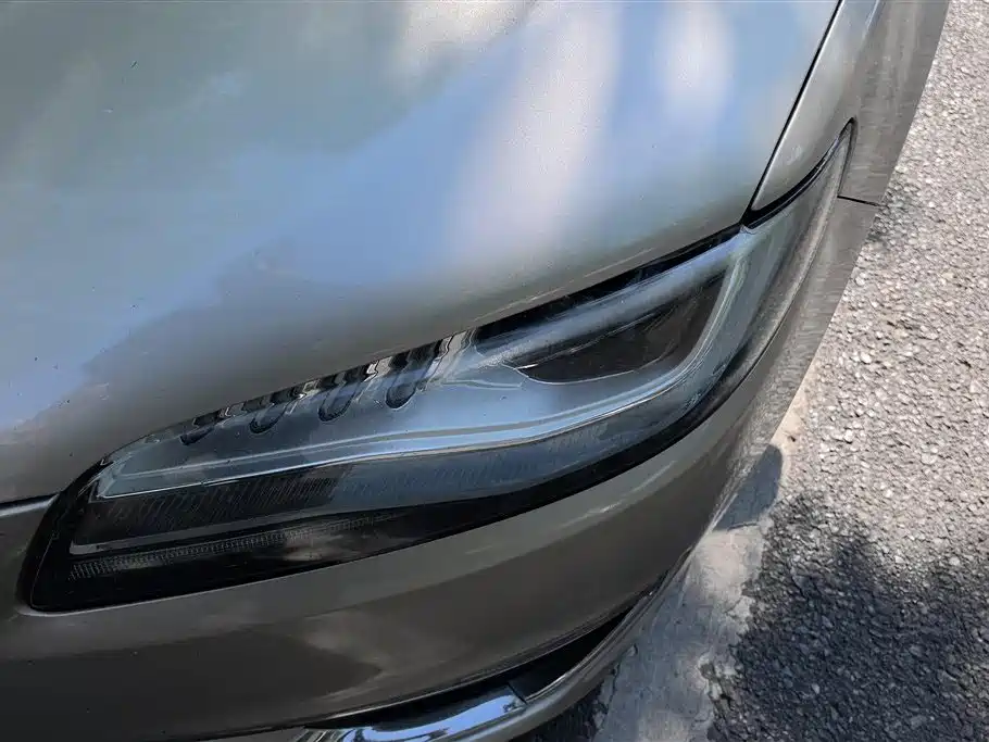 Lincoln MKZ 2.0 T Premium