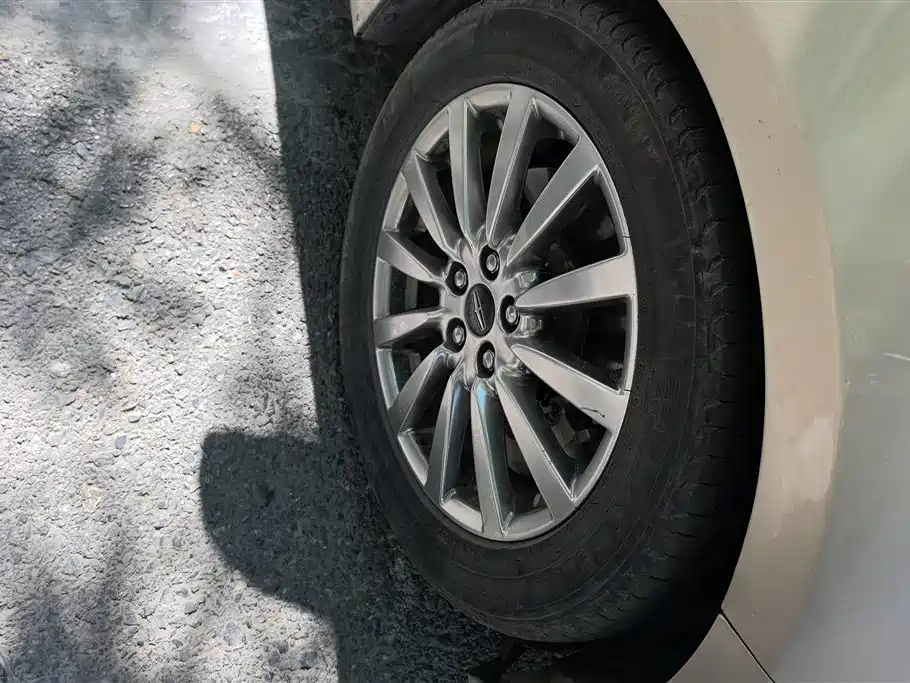 Lincoln MKZ 2.0 T Premium