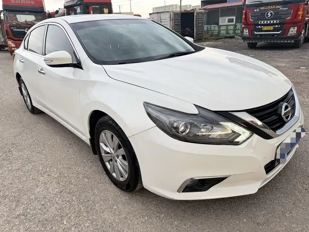 Teana Facelift 2.0 L XL Comfort