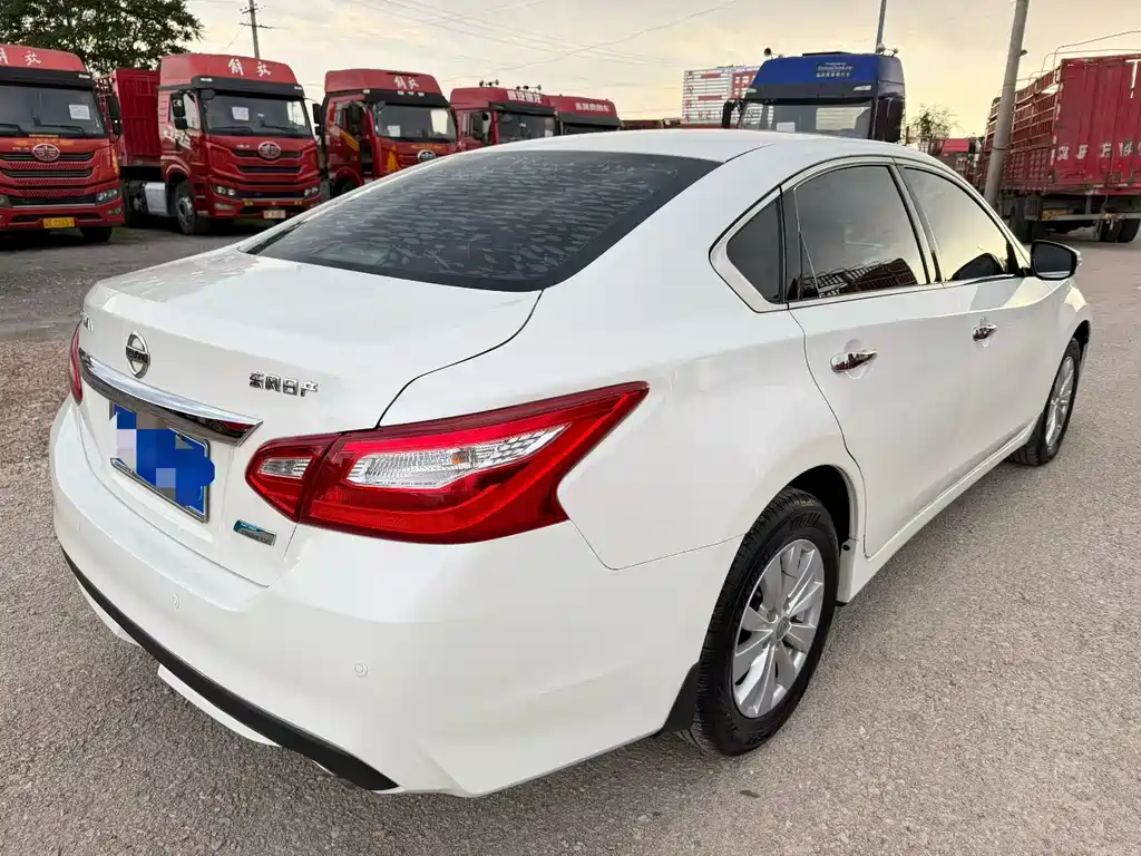 Teana Facelift 2.0 L XL Comfort