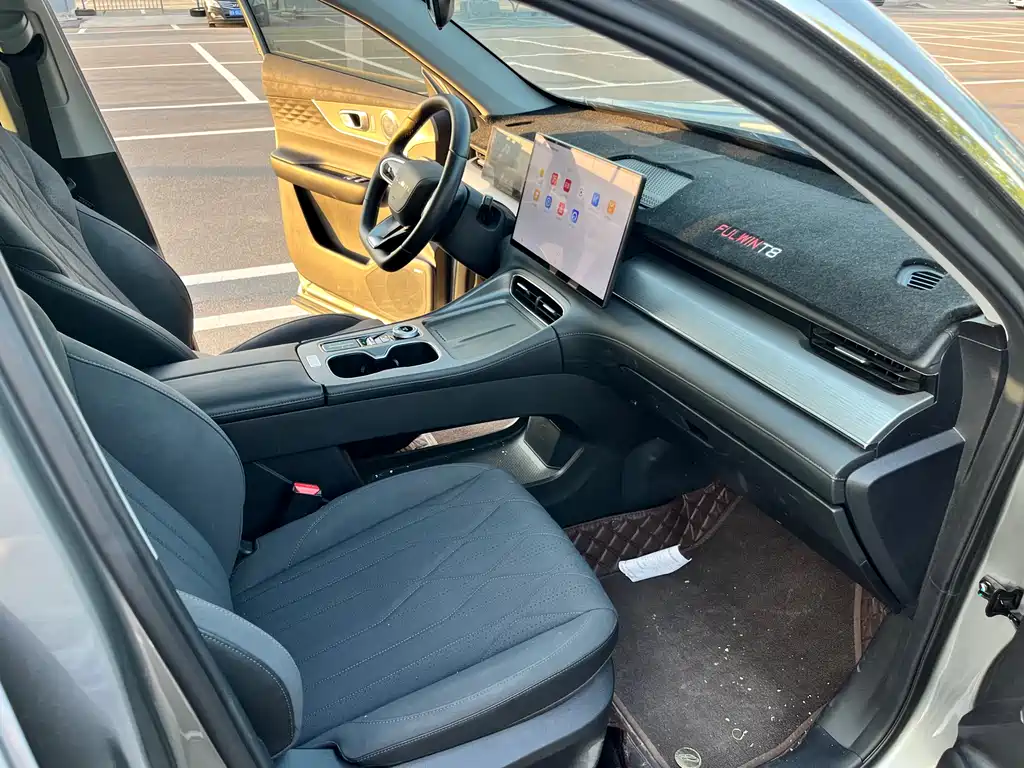 Fengyun T8 风云T8 2025款 1.5 T 130 km 豪华版 5座