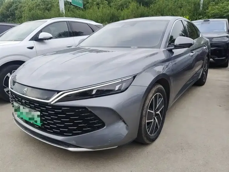 BYD Qin L DM-i 120 KM Transcend