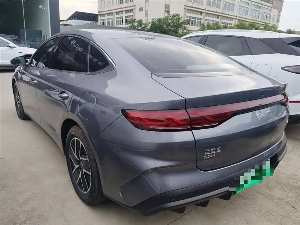 Qin L DM-i 120 KM Transcend