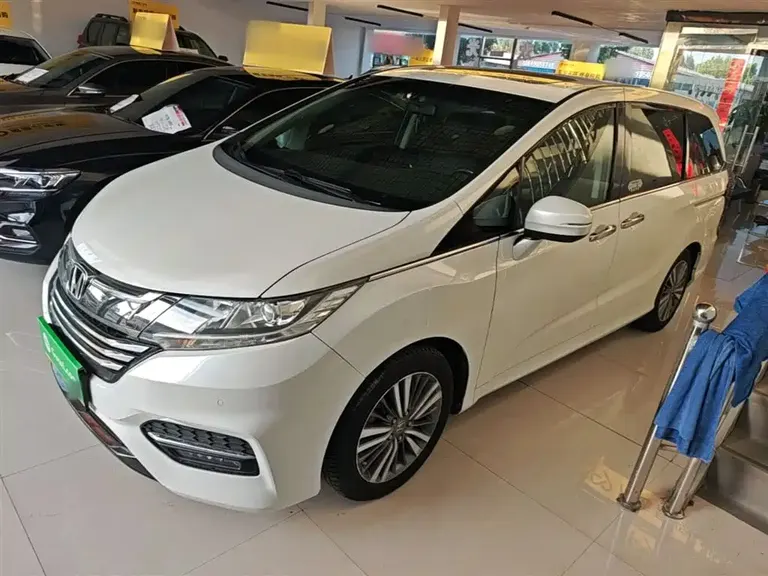 Honda Odyssey 2.4 L Luxury