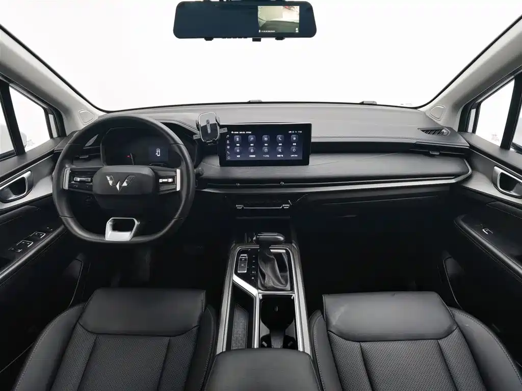 Wuling Jiachen 1.5 T CVT Smart Enjoyment Luxury