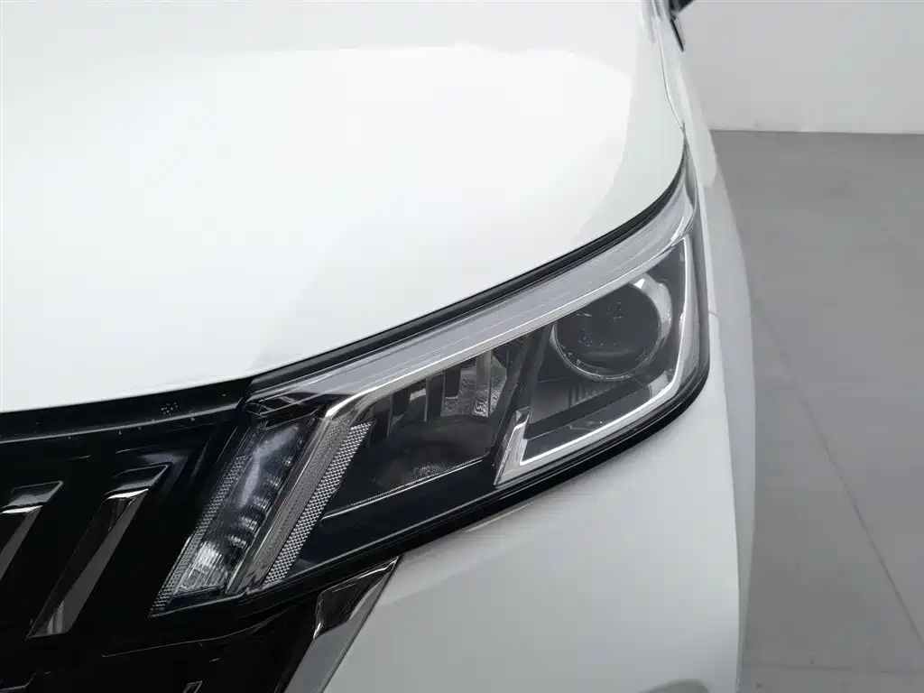 Wuling Jiachen 1.5 T CVT Smart Enjoyment Luxury