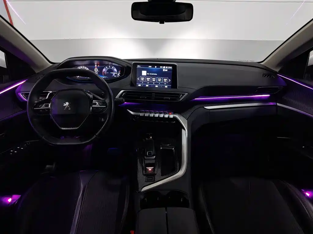 Peugeot 5008 360 THP 5-seat Elite