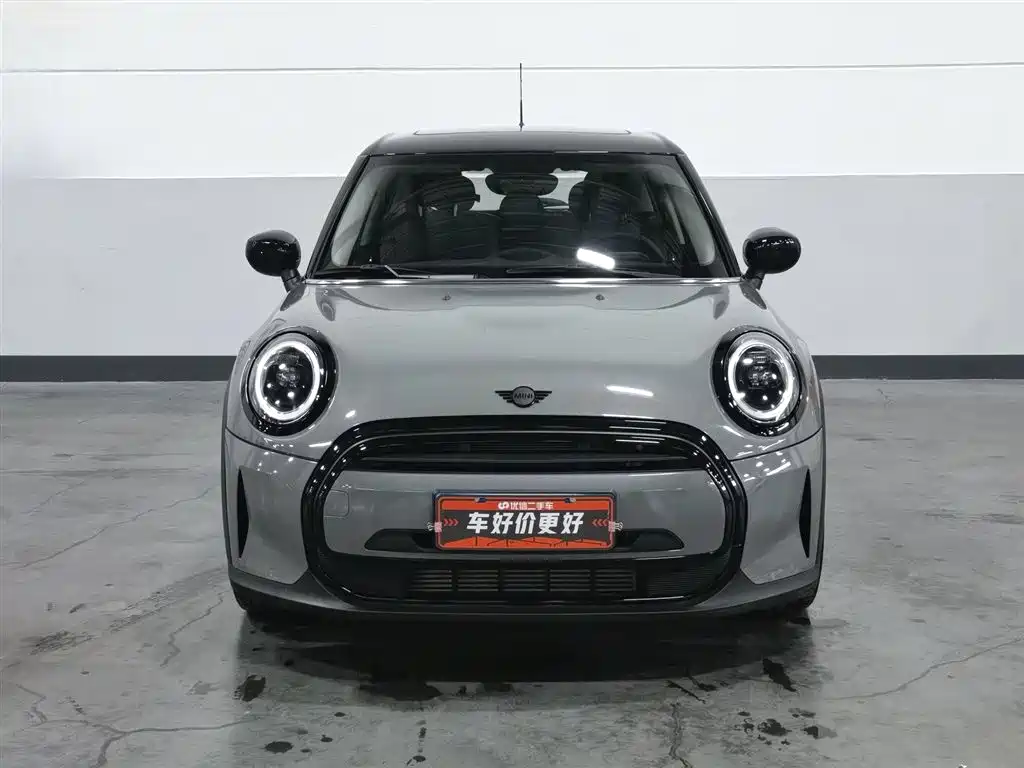 MINI Facelift 1.5 T COOPER Classic 5-door