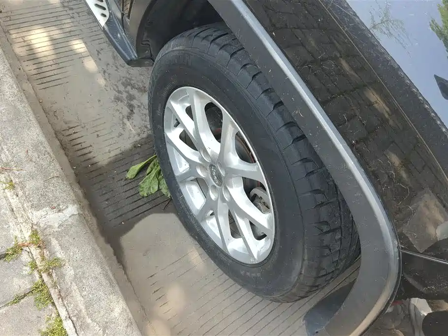 Cherokee 2.0 L Superior