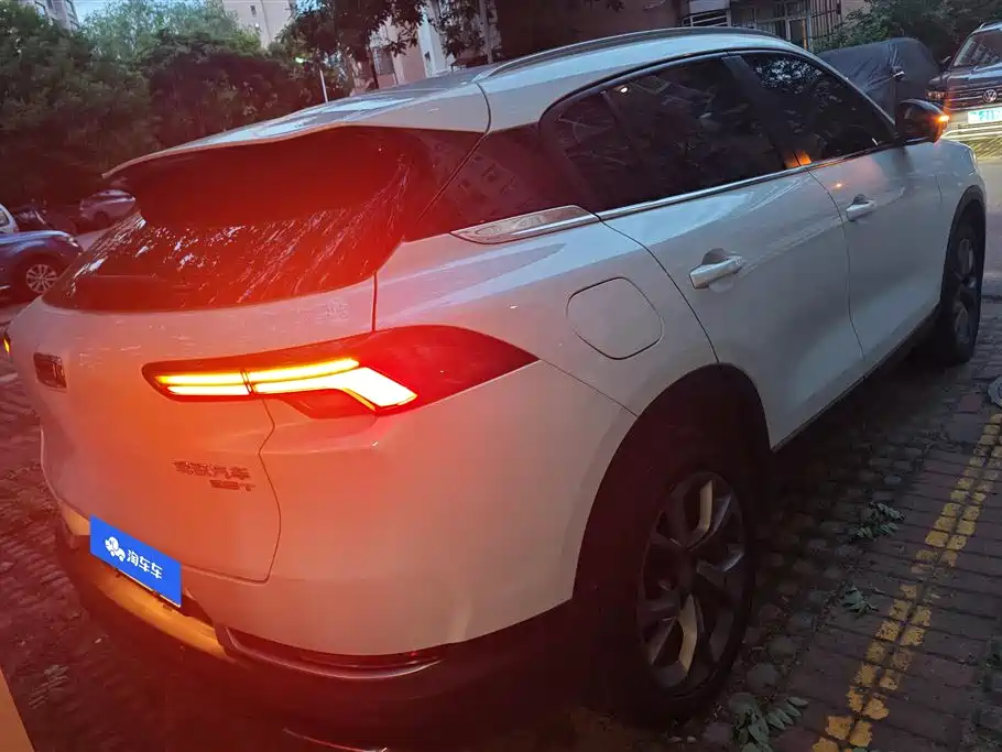 Qoros 7 1.6 T Cruise Luxury