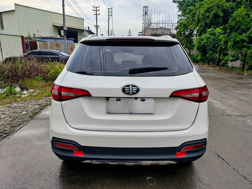 Senya R7 森雅R7 2017款 改款 1.6 L 自动豪华型