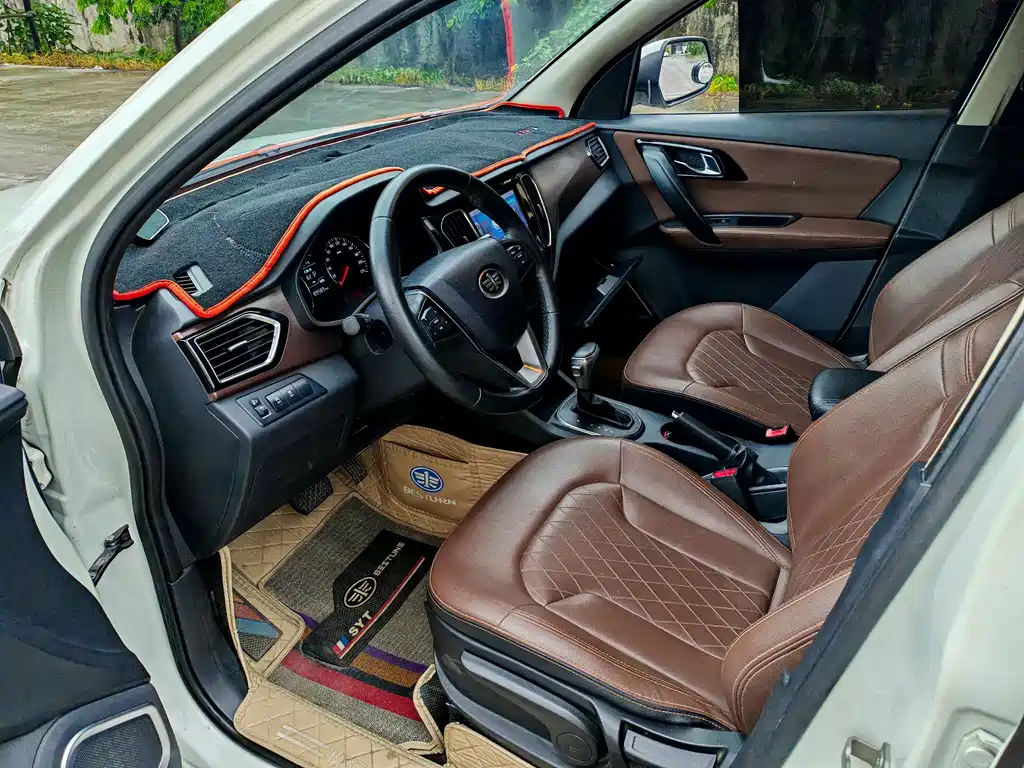 Senya R7 森雅R7 2017款 改款 1.6 L 自动豪华型