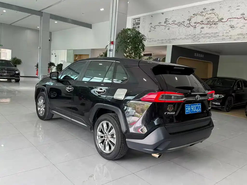 Wildlander 2.0 L CVT 2 WD Luxury