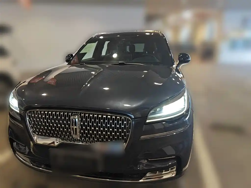 Aviator 3.0 T V6 4 WD Graceful