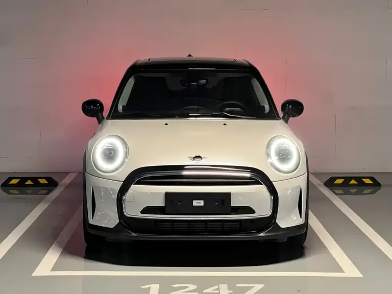 MINI Facelift 1.5 T COOPER Artist 5-door