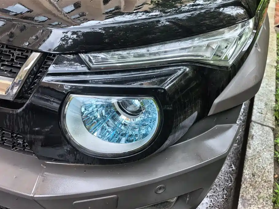 Beijing Offroad BJ20 1.5 T CVT Luxury