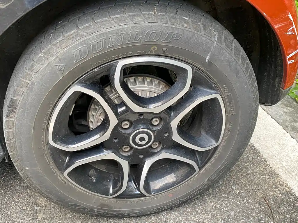 smart fortwo 0.9 T 66 kW Hardtop Pioneer