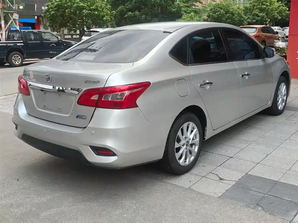 Sylphy 1.6 XL CVT Luxury