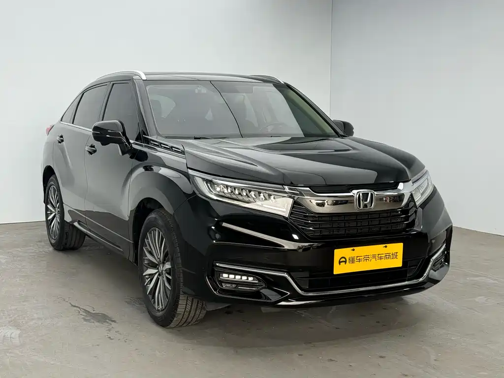Avancier 370 TURBO 4 WD Premium