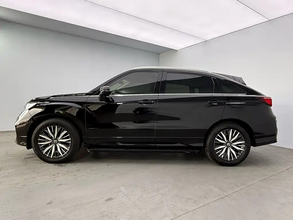 Avancier 370 TURBO 2 WD Luxury