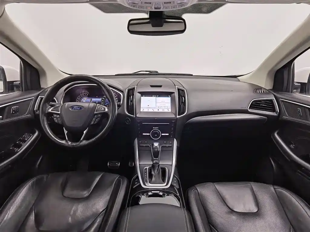 Edge EcoBoost 245 4 WD Supreme Sharp 7-seat