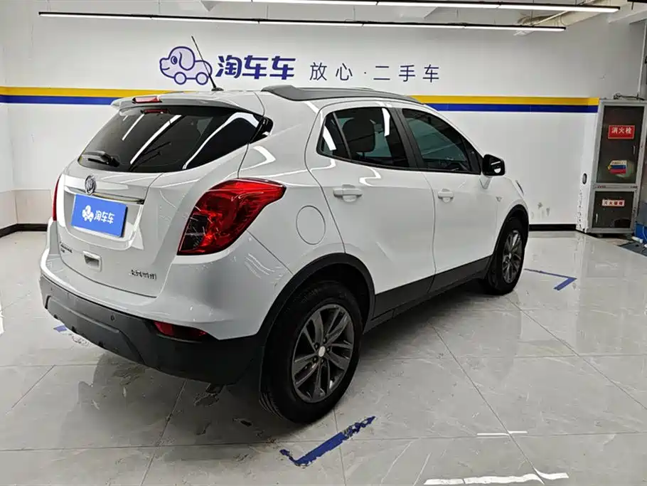 Encore 18 T Auto 2 WD Urban Leading