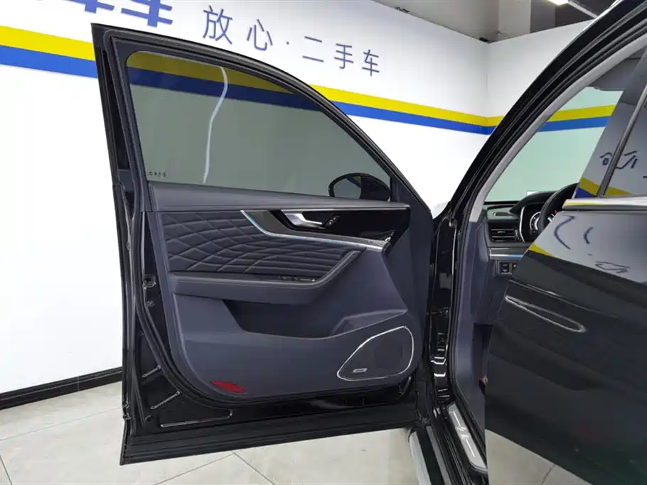 Hongqi HS5 Facelift 2.0 T Connected Flagship Enjoyment