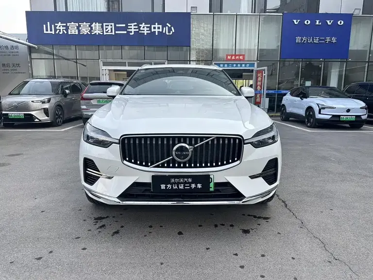 Volvo XC60 PHEV T8 PHEV Long Range 4 WD Smart Grace Luxury