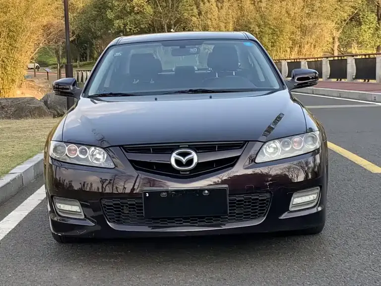 Mazda 6 2.0 L Auto Luxury