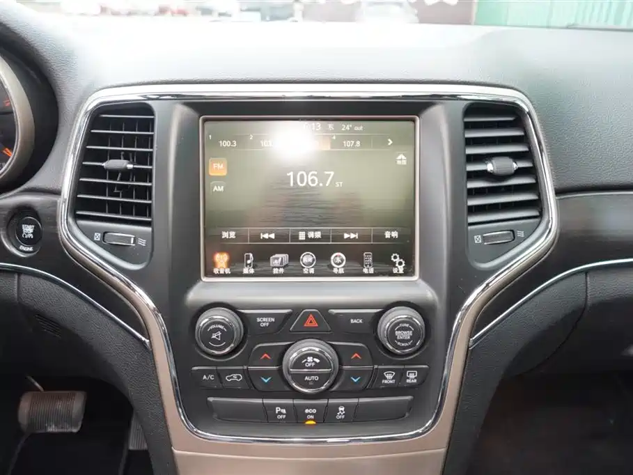 Grand Cherokee (Import) 大切诺基(进口) 2015款 3.0 TD 柴油 精英导航版