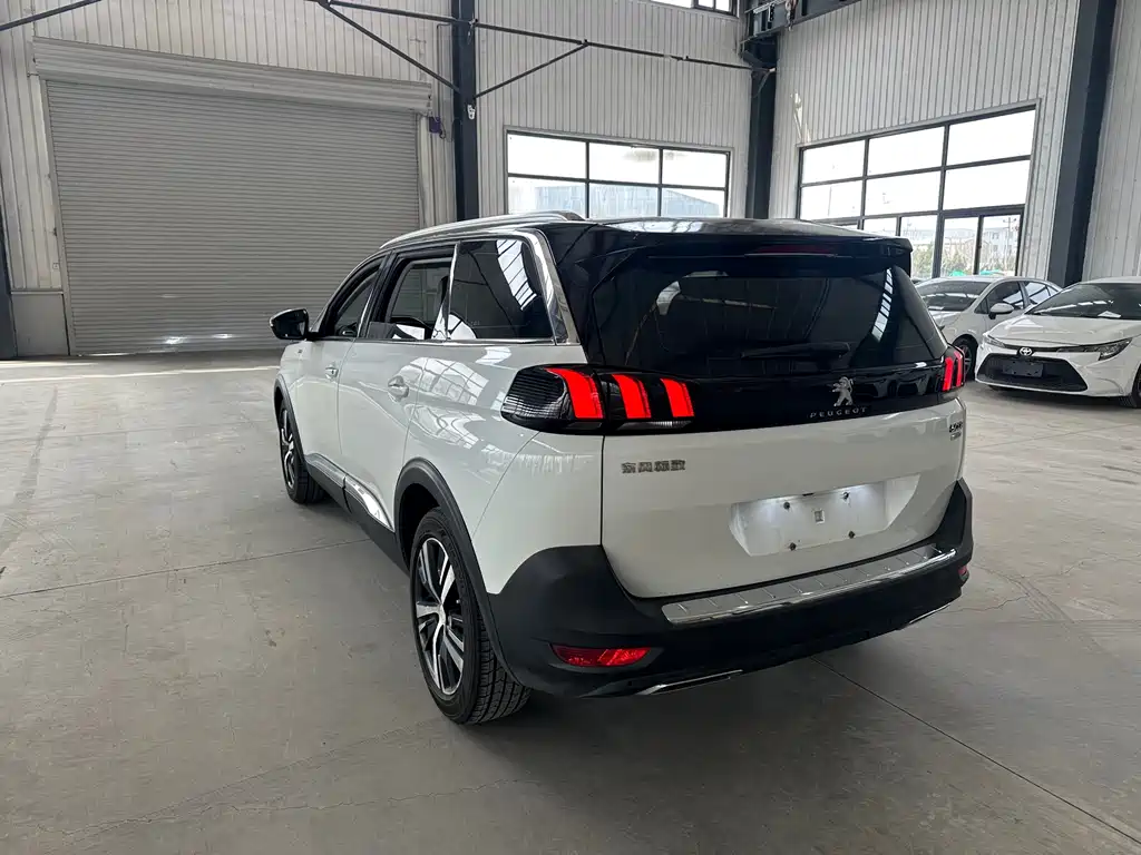 Peugeot 5008 350 THP 7-seat