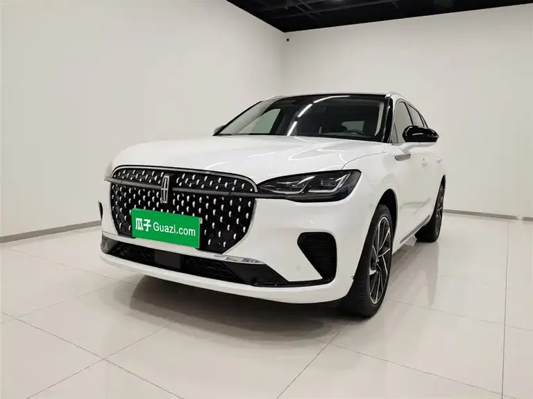 Lincoln Corsair 2.0 T 4 WD Honor Shine