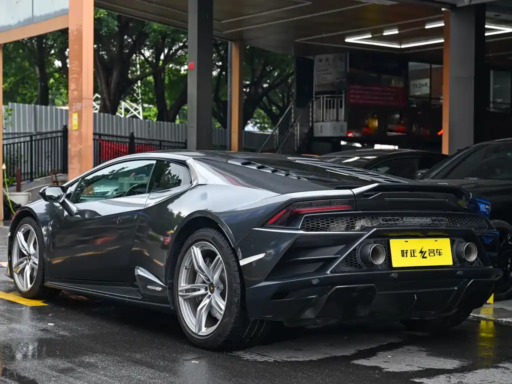 Huracán Huracán EVO RWD
