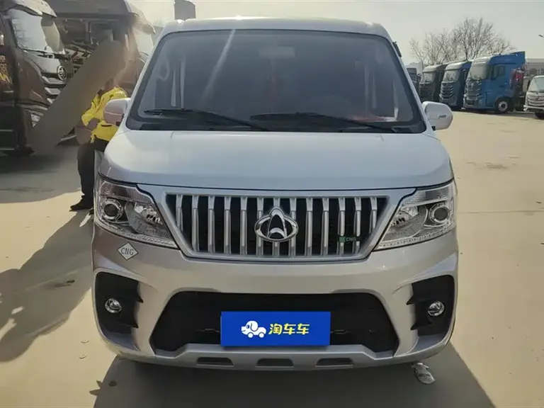 Changan Ruixing M60 长安睿行M60 2025款 1.6 L CNG 120 L气瓶舒适型客车6座