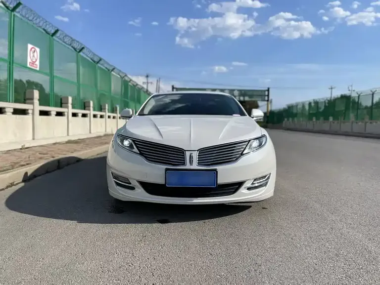 Lincoln MKZ 2.0 T Premium