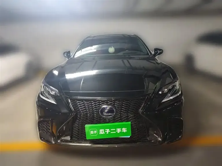 Lexus LS 500 h F SPORT CN-V