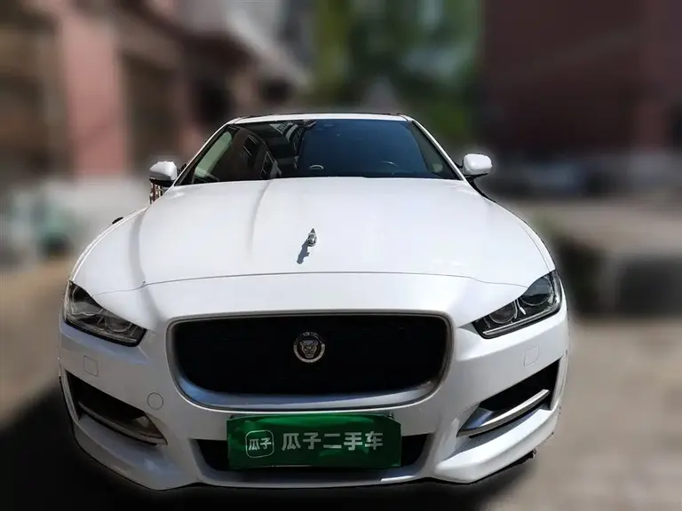 Jaguar XE 捷豹XE 2018款 2.0 T 200 PS 两驱R-Sport运动版