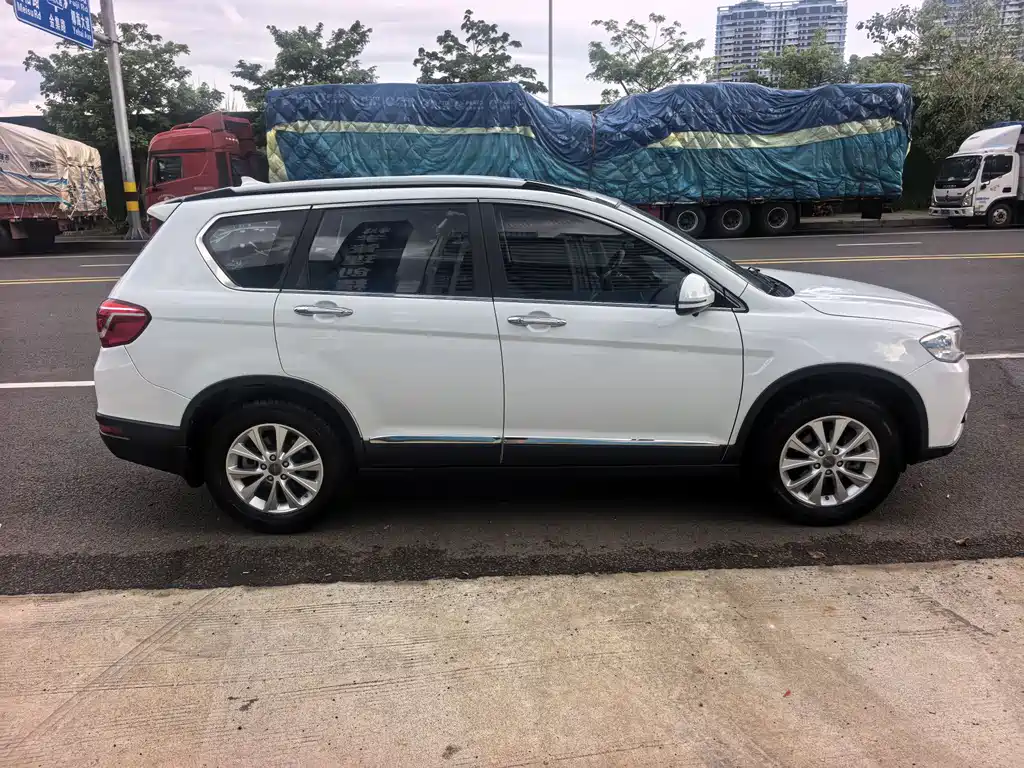 Haval H6 Red Label Sport 1.5 T Auto 2 WD Elite