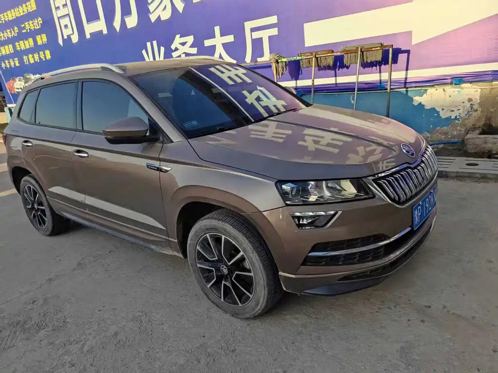 Karoq TSI280 Premium