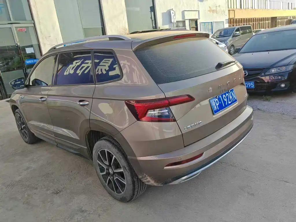 Karoq TSI280 Premium