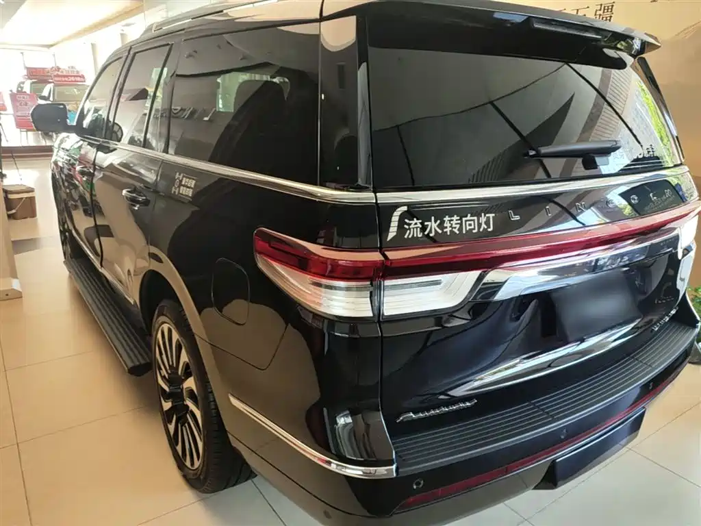 Navigator 3.5 T President