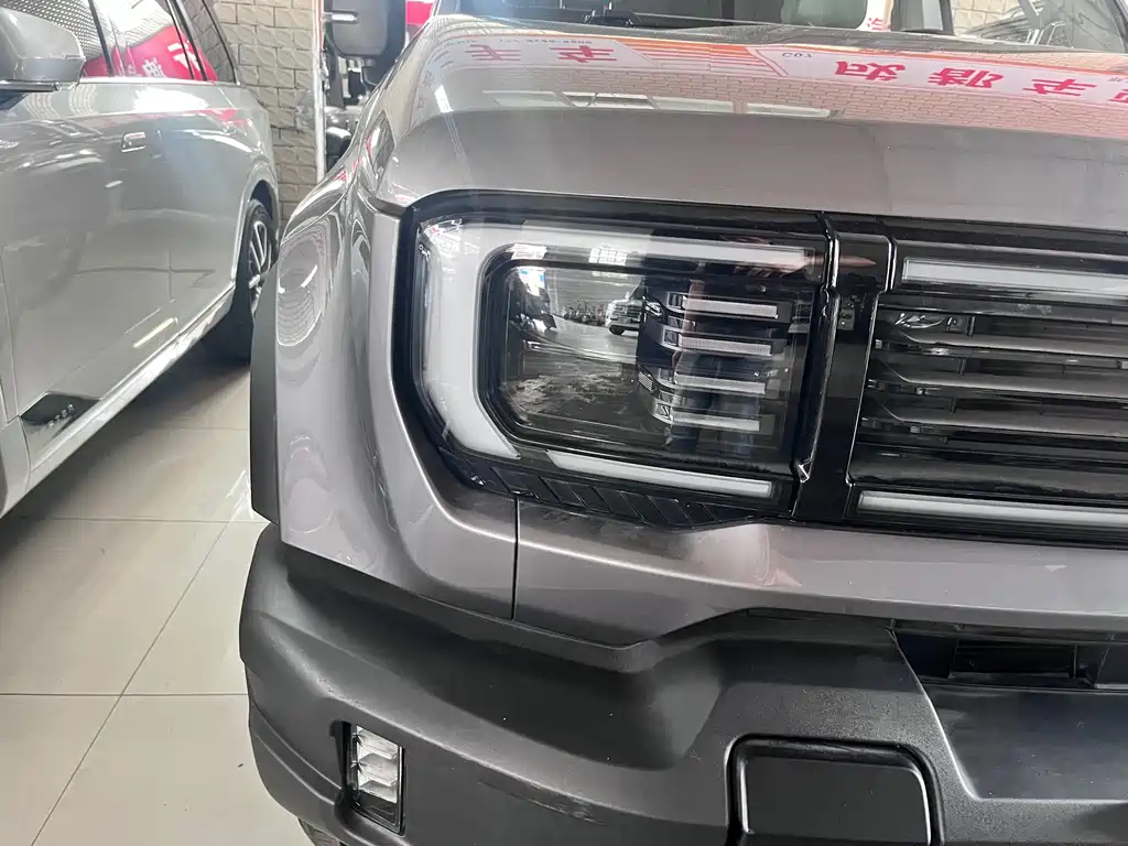 BAIC BJ40 2.0 D New Blade Hero Cross