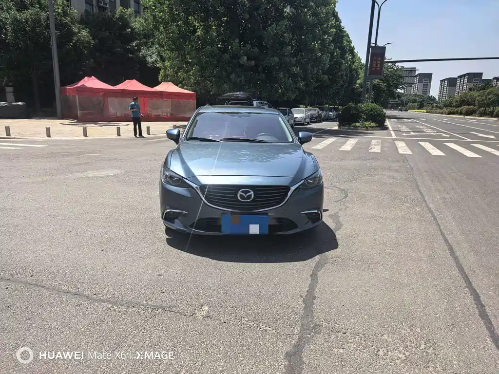 Atenza 2.0 L Blue Sky Luxury CN-V