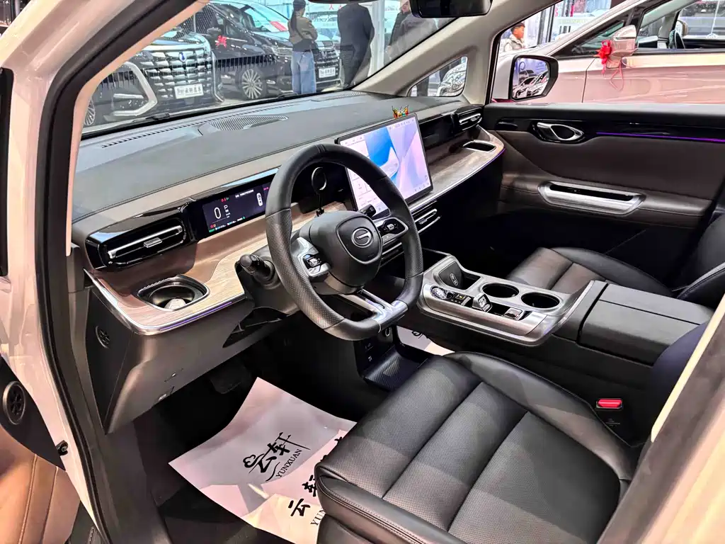 Trumpchi E8 NEV 传祺E8 PHEV 2024款 150 km MAX+